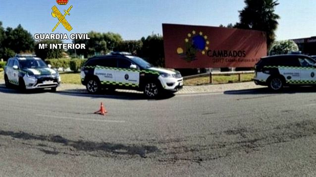 Garda Civil de Tráfico en Cambados Garda Civil de Tráfico en Cambados