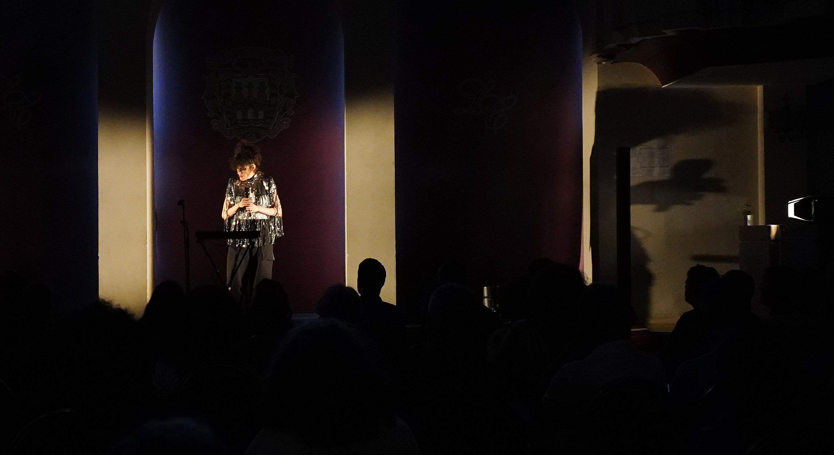 Cris Balboa presenta 'Sinte' Cris Balboa presenta 'Sinte'