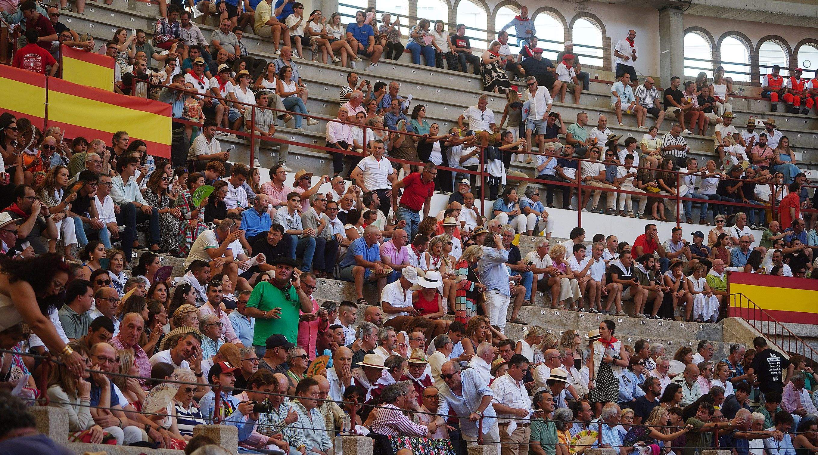 Primera corrida de la Feria taurina de la Peregrina 2025 Primera corrida de la Feria taurina de la Peregrina 2025