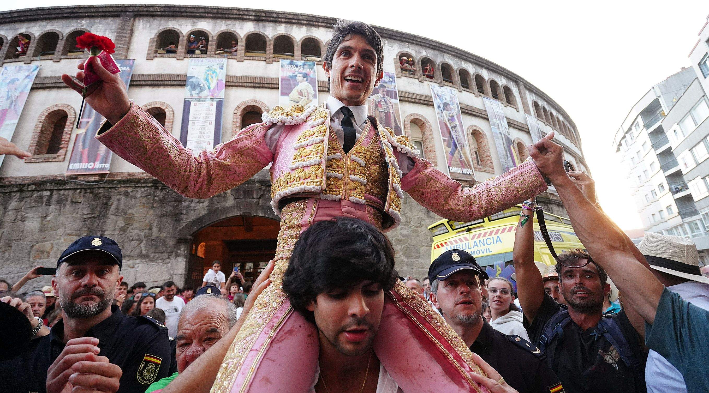 Primera corrida de la Feria taurina de la Peregrina 2025