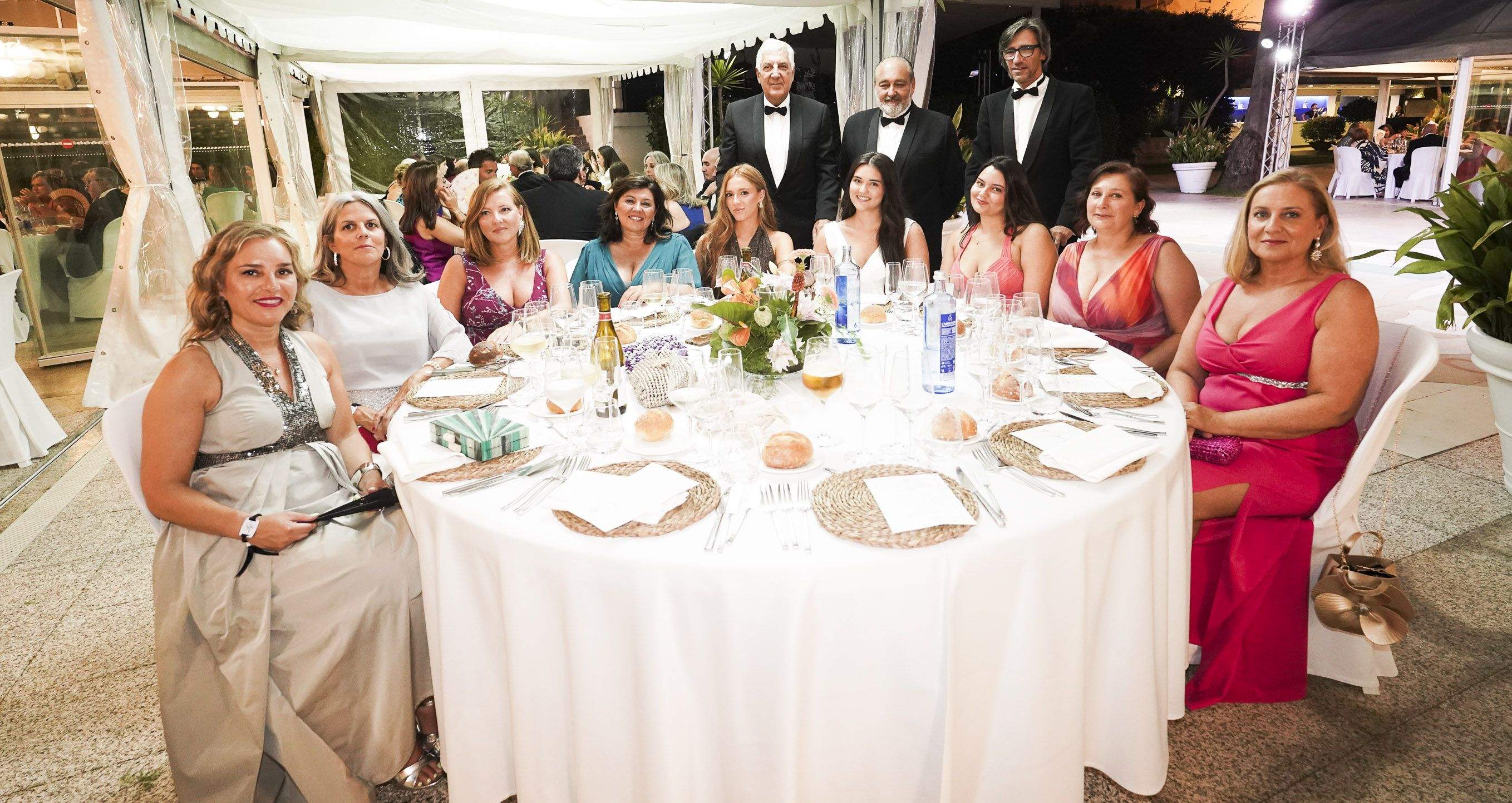 Asistentes á Cea-Baile do Liceo Casino