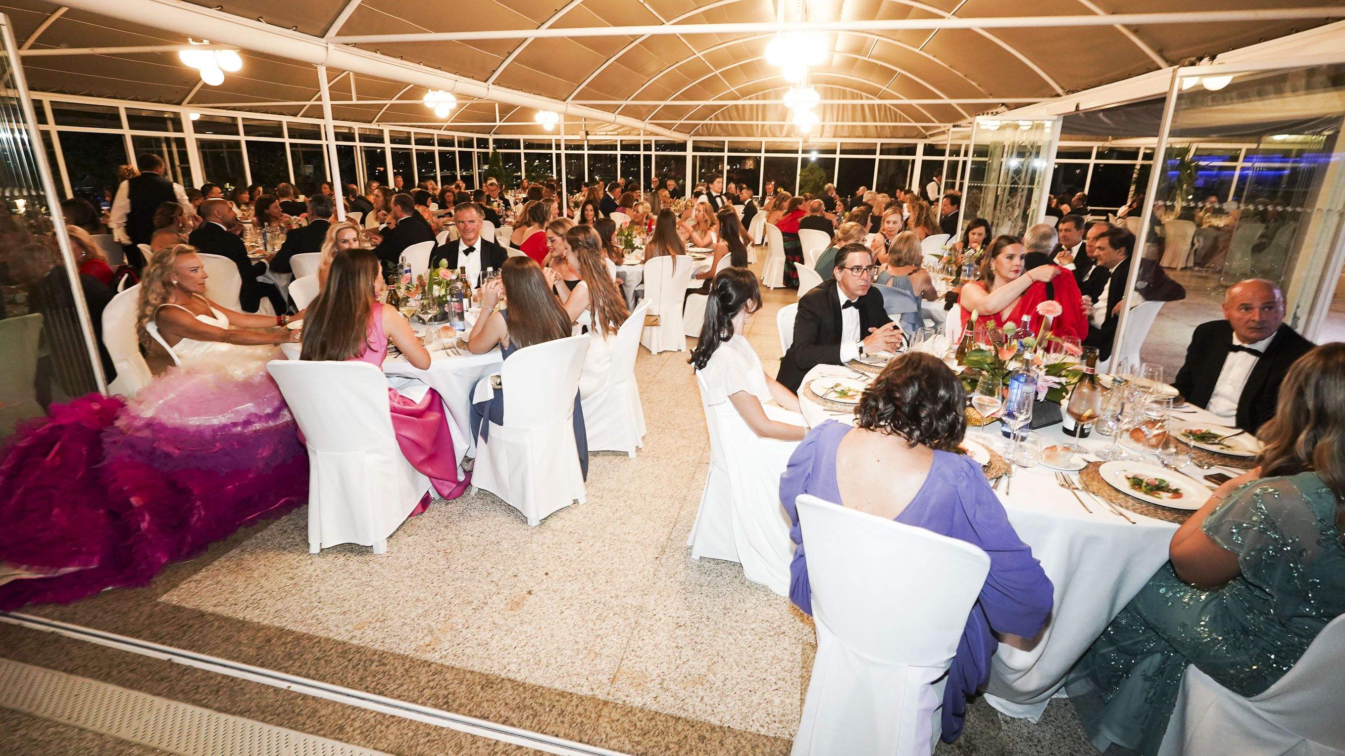 Asistentes á Cea-Baile do Liceo Casino