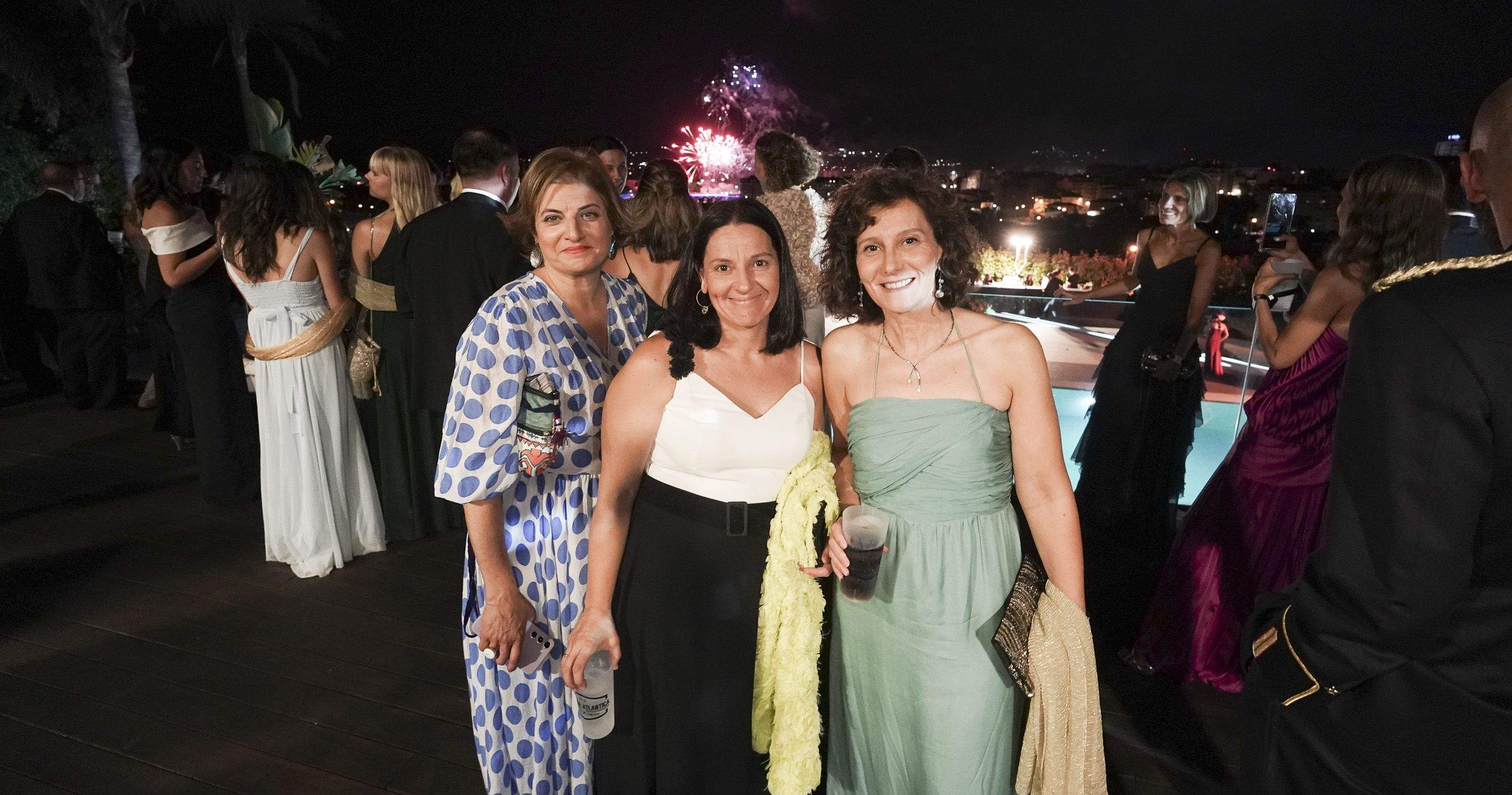 17 mozas presentáronse en Sociedade no Liceo Casino neste 2025