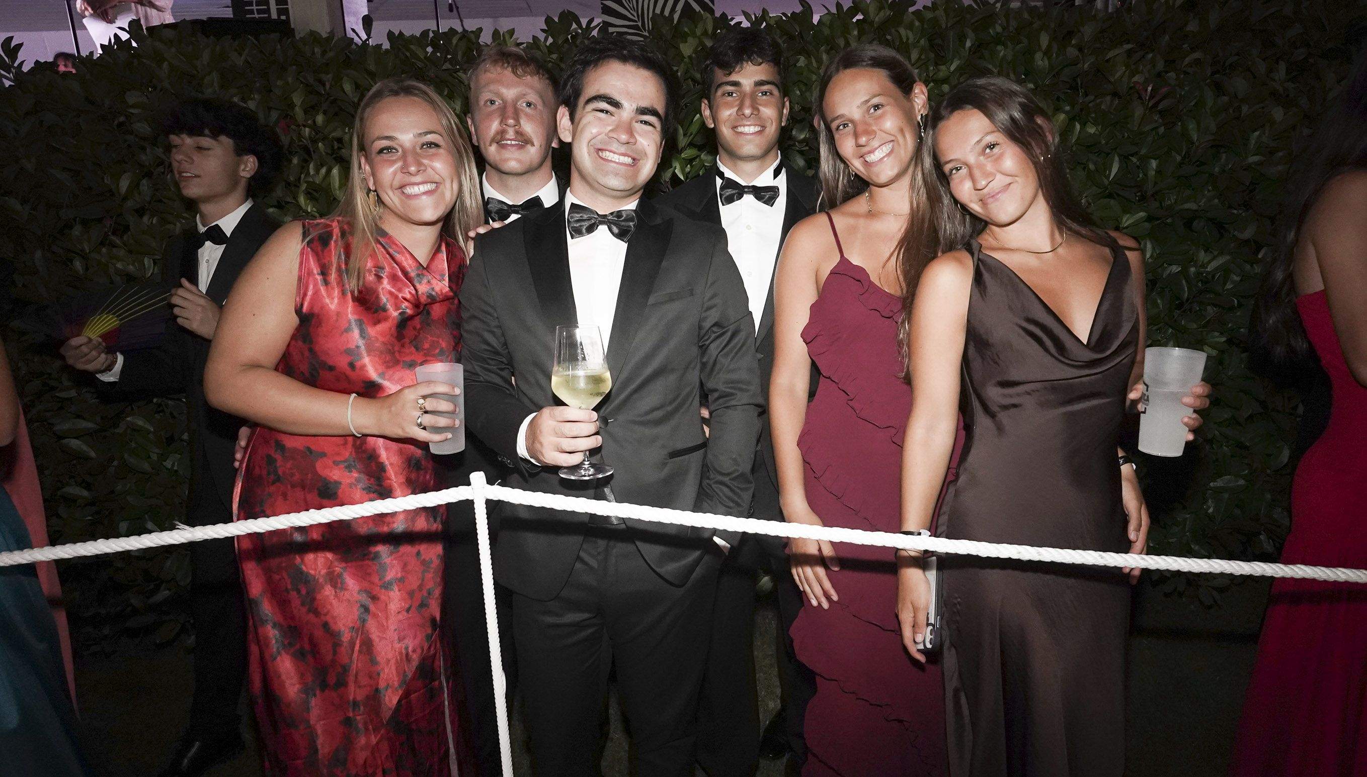 17 mozas presentáronse en Sociedade no Liceo Casino neste 2025