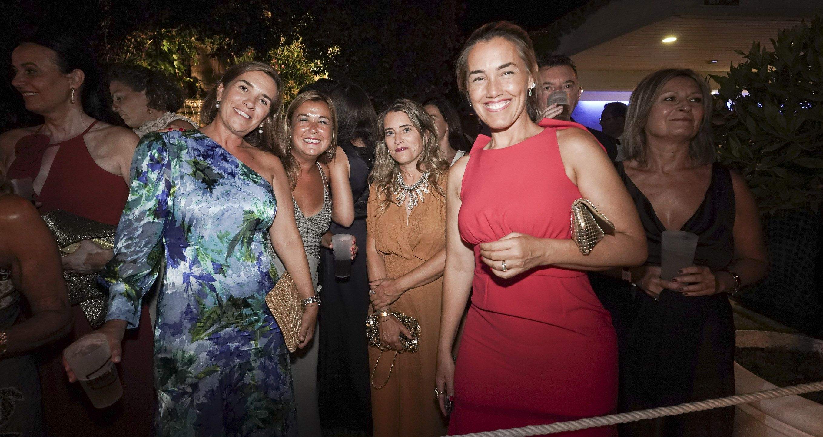 17 mozas presentáronse en Sociedade no Liceo Casino neste 2025