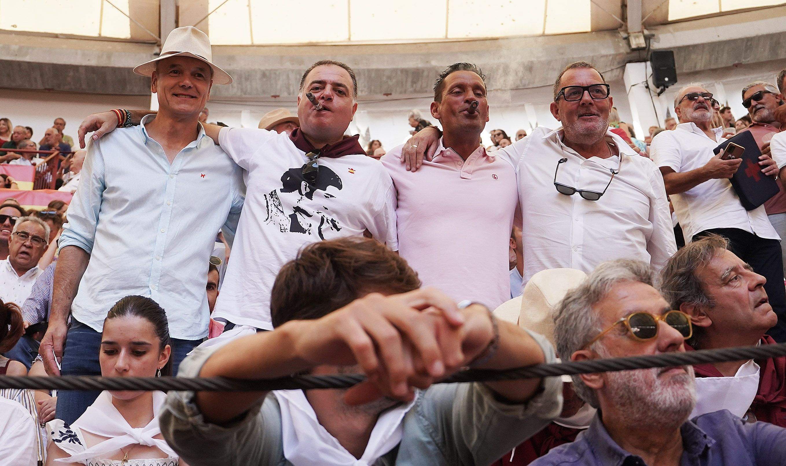 Cogida grave de Morante y salida a hombros de Luque en el domingo de Feria de la Peregrina Cogida grave de Morante y salida a hombros de Luque en el domingo de Feria de la Peregrina