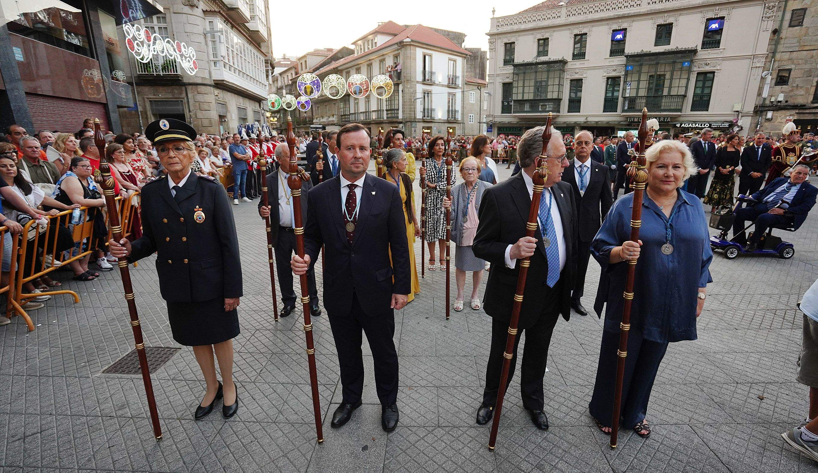 Procesión na honra da Virxe Peregrina