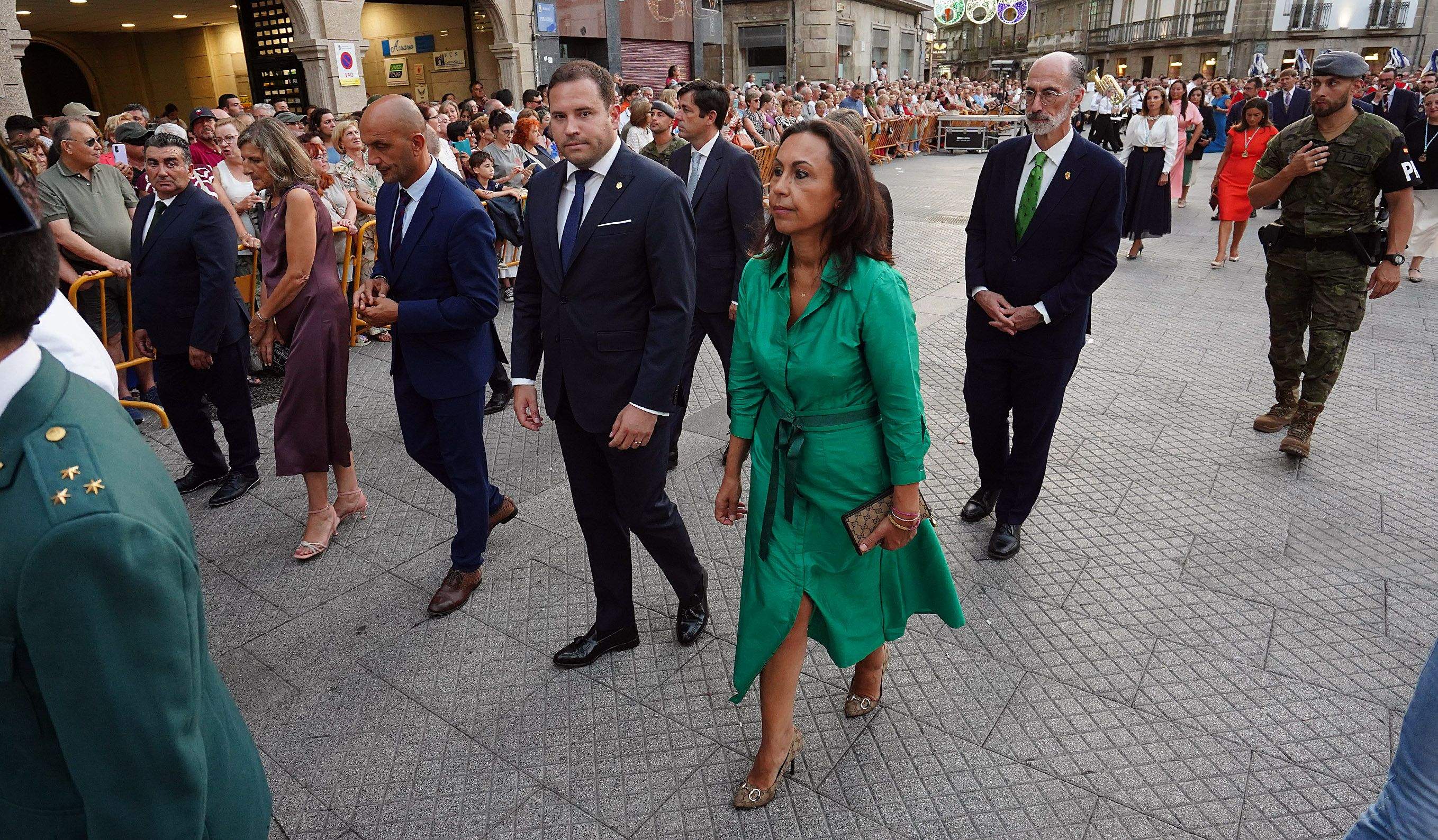 Procesión na honra da Virxe Peregrina