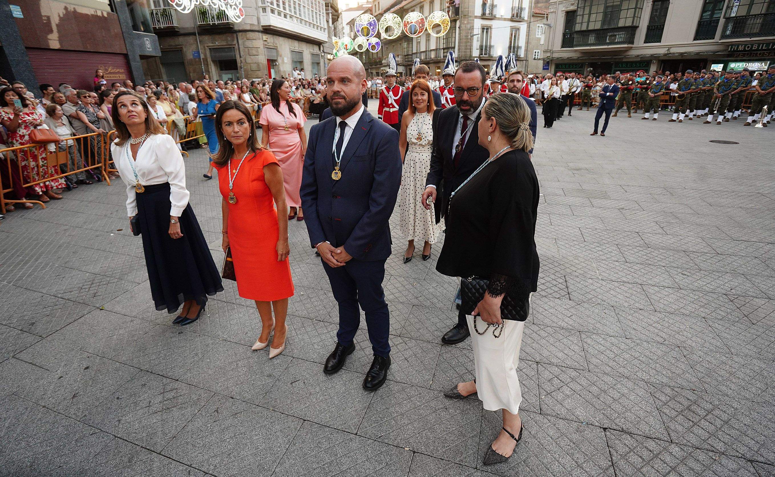 Procesión na honra da Virxe Peregrina