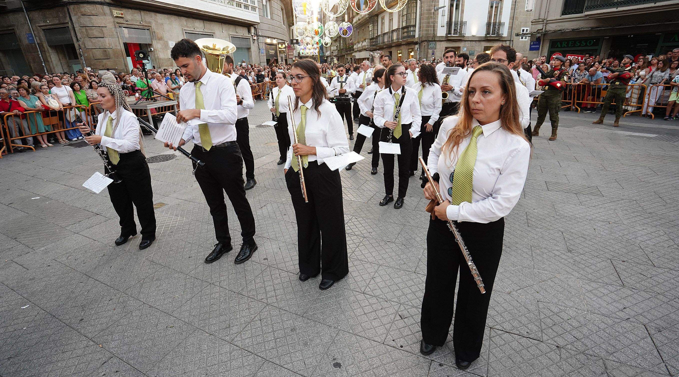 Procesión na honra da Virxe Peregrina
