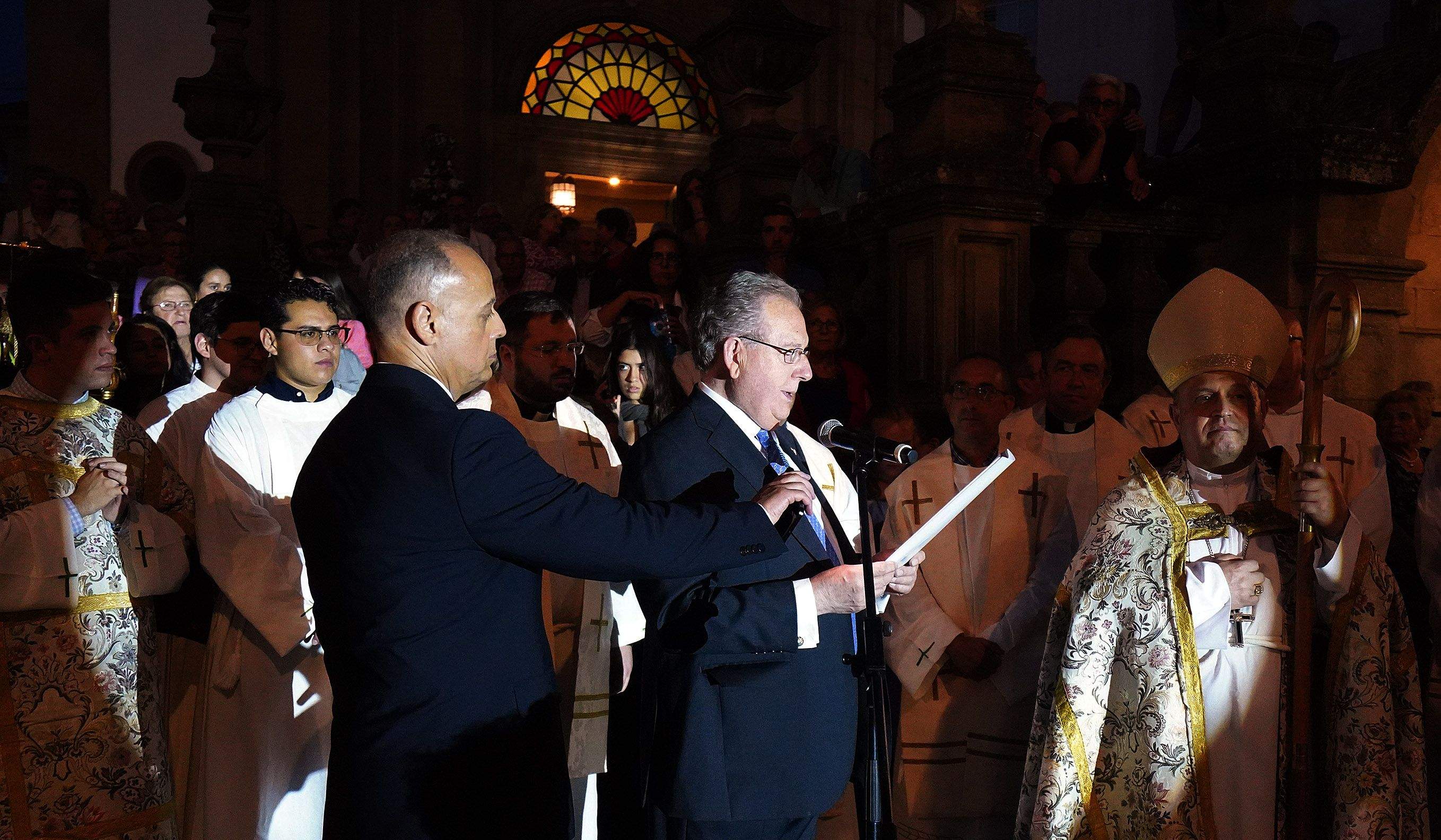 Procesión na honra da Virxe Peregrina