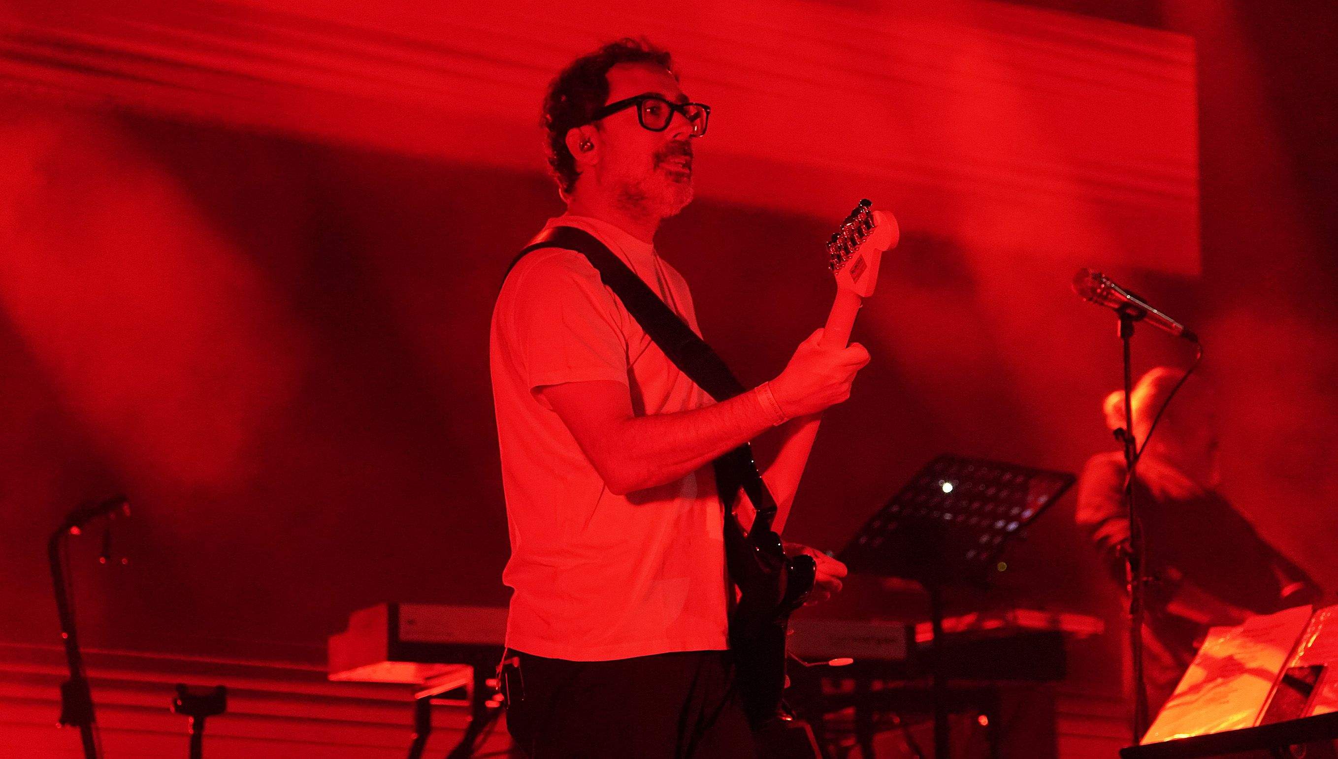 Concierto de León Benavente e Iván Ferreiro en las Festas da Peregrina