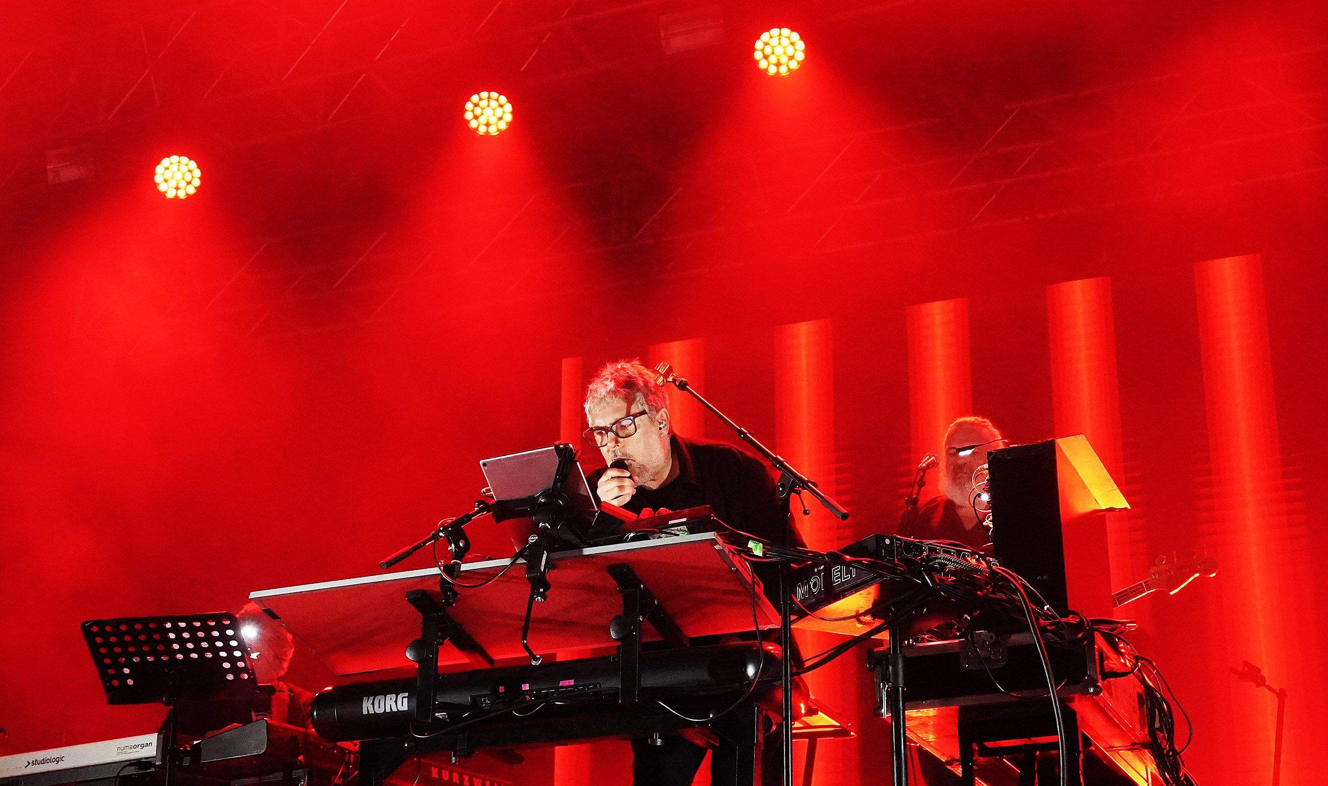 Concierto de León Benavente e Iván Ferreiro en las Festas da Peregrina