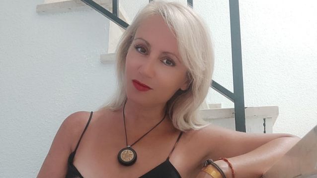 María Beatriz Muñoz Ruiz, tamén coñecida como a Dama Oscura