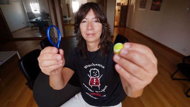 Con su testimonio, Beni Piñeiro ayuda a visibilizar la enfermedad y anima a la participación en PádelxDuchenne Con su testimonio, Beni Piñeiro ayuda a visibilizar la enfermedad y anima a la participación en PádelxDuchenne