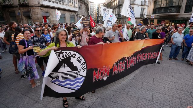 Protesta na Peregrina contra a política forestal do PP Protesta na Peregrina contra a política forestal do PP