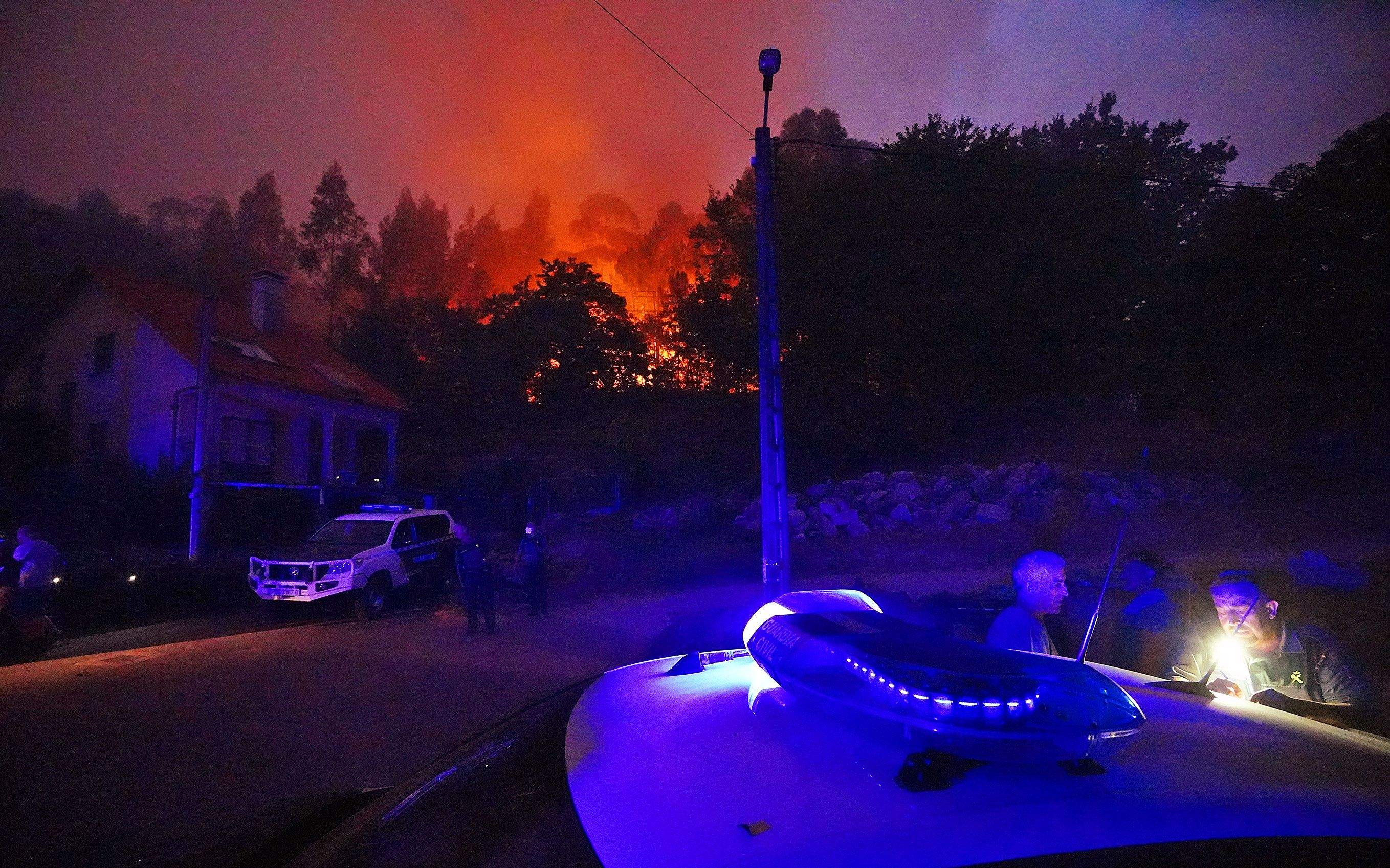 Incendio en Santa Cristina de Cobres Incendio en Santa Cristina de Cobres