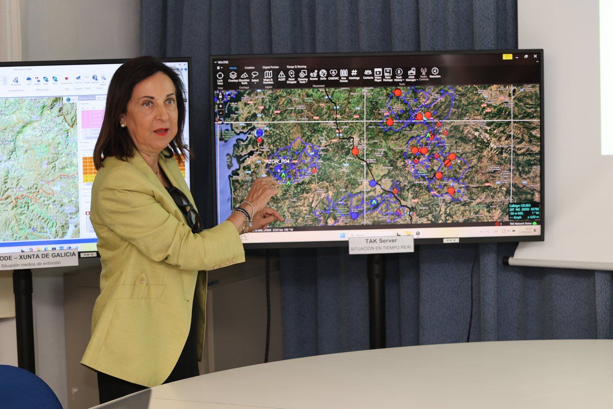 La ministra de Defensa, Margarita Robles, en la Brilat