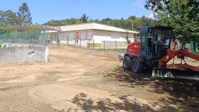 Obras en los accesos al CEIP A Florida Obras en los accesos al CEIP A Florida