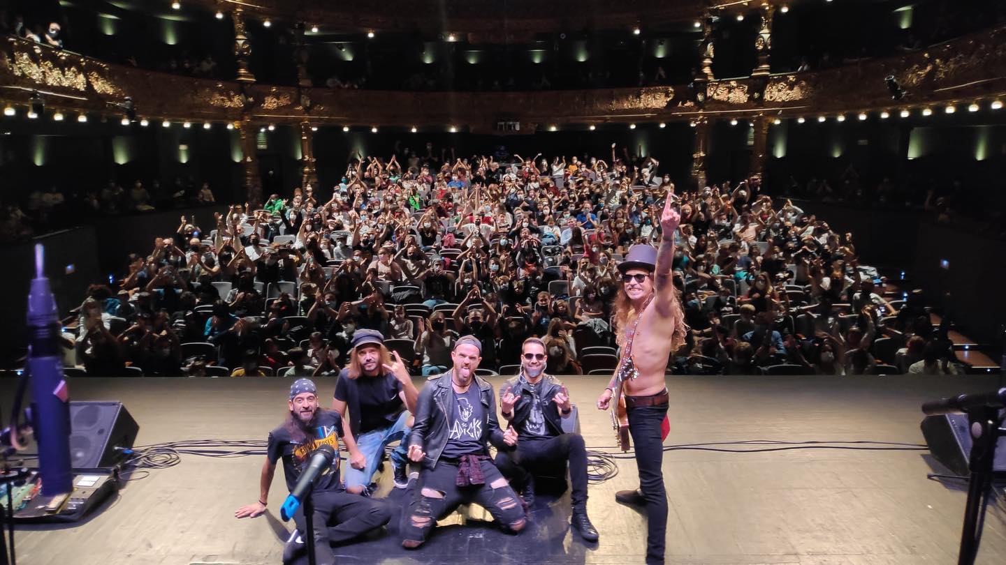 Temazos de ACDC, Queen o Ramones abrirán el otoño cultural en el ...