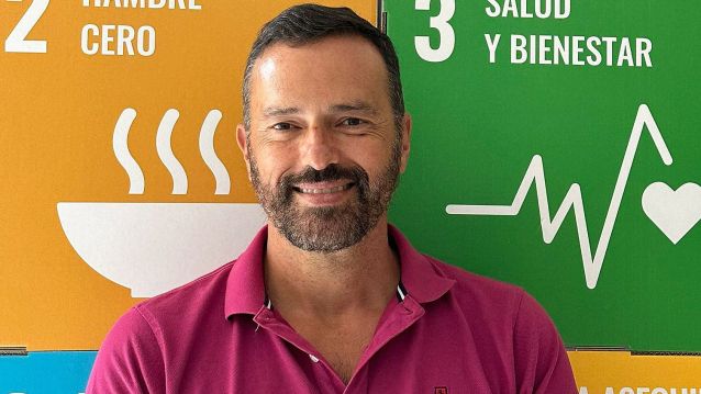 Rafael Cotelo Pazos, coordinador de Extensión Universitaria e Actividades Culturais da UNED en Pontevedra Rafael Cotelo Pazos, coordinador de Extensión Universitaria e Actividades Culturais da UNED en Pontevedra