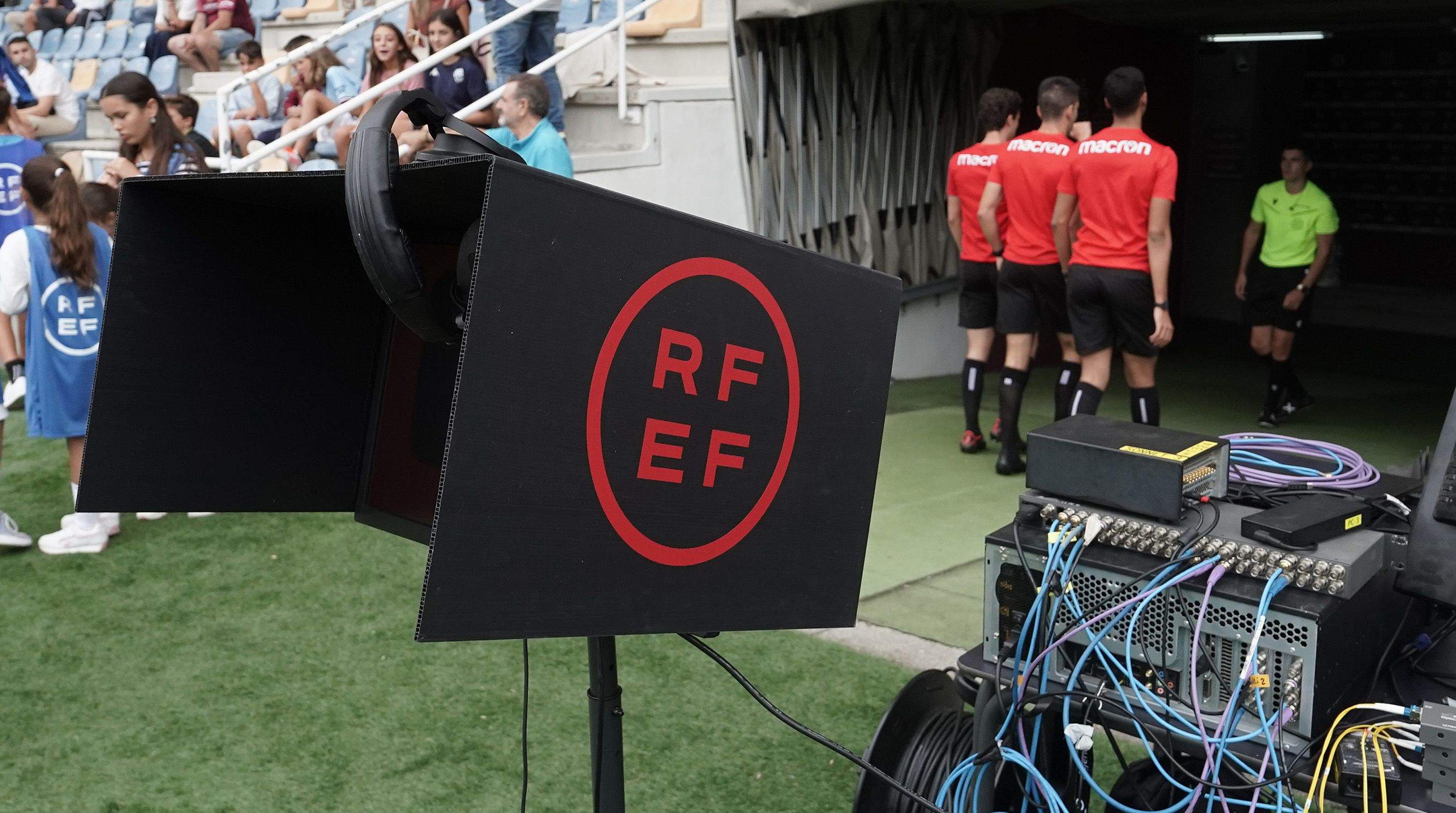 Sistema Football Video Support (FVS) no partido entre Pontevedra e Cacereño