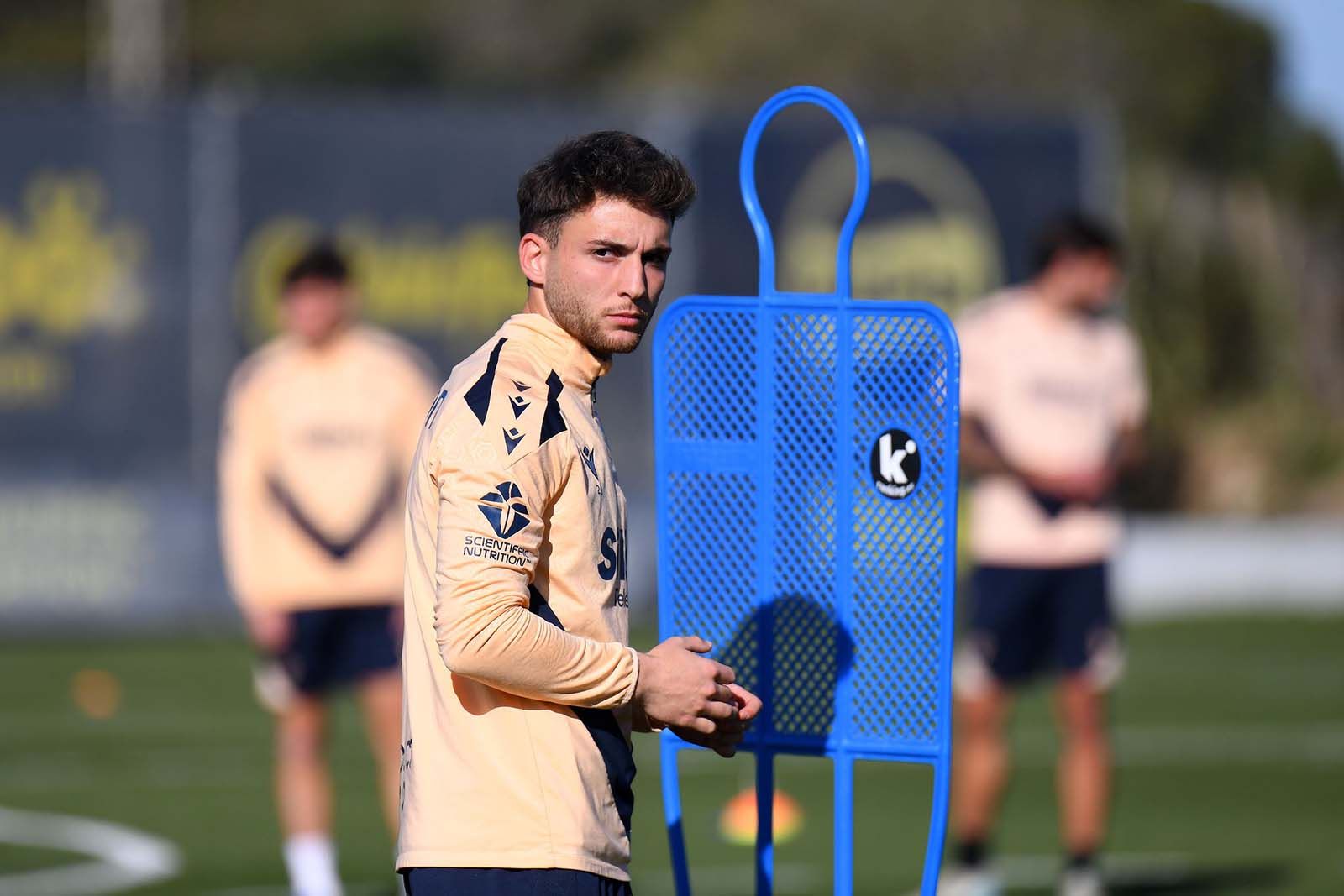 Marcos Denia, en un entrenamiento con el Cádiz CF