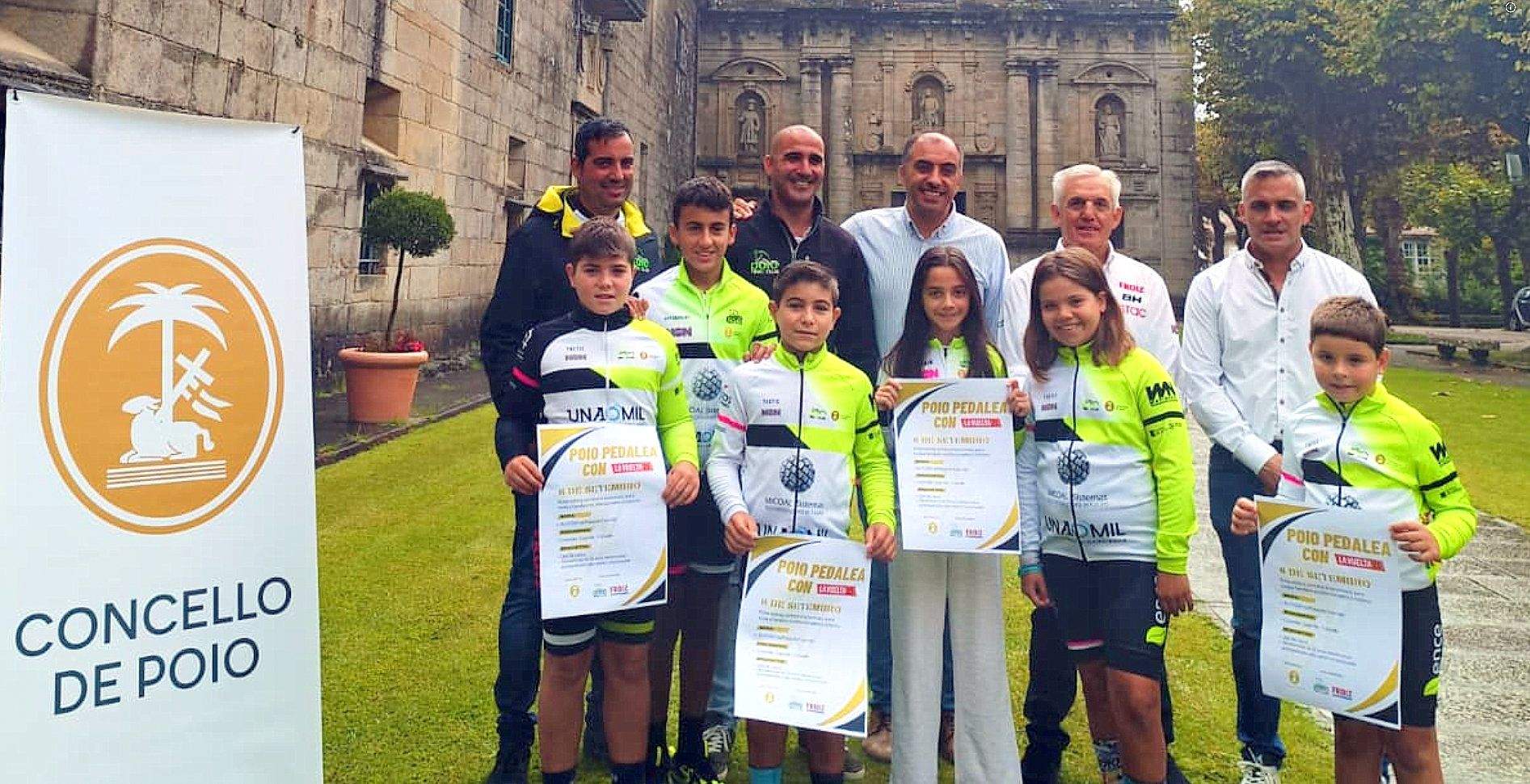 Presentación de 'Poio pedalea con La Vuelta'