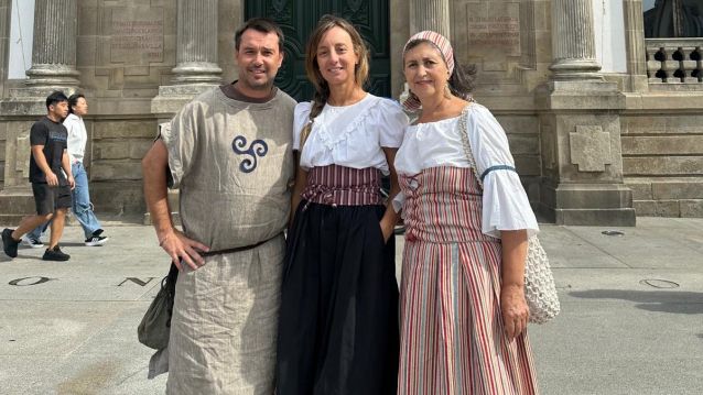 Representantes del PSdeG-PSOE disfrutando de la Feira Franca 2025