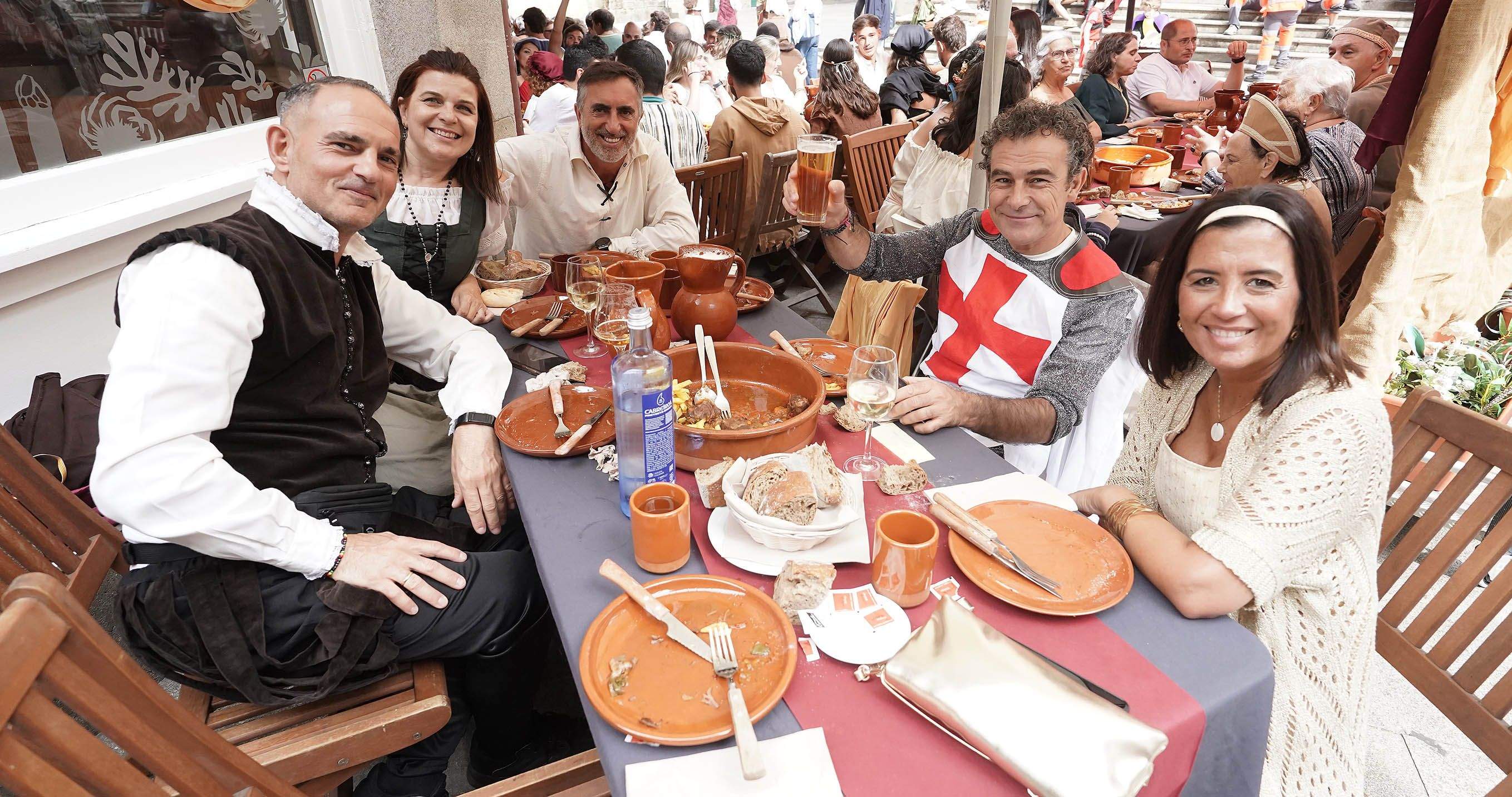 Comidas en el centro histórico durante la Feira Franca 2025 Comidas en el centro histórico durante la Feira Franca 2025