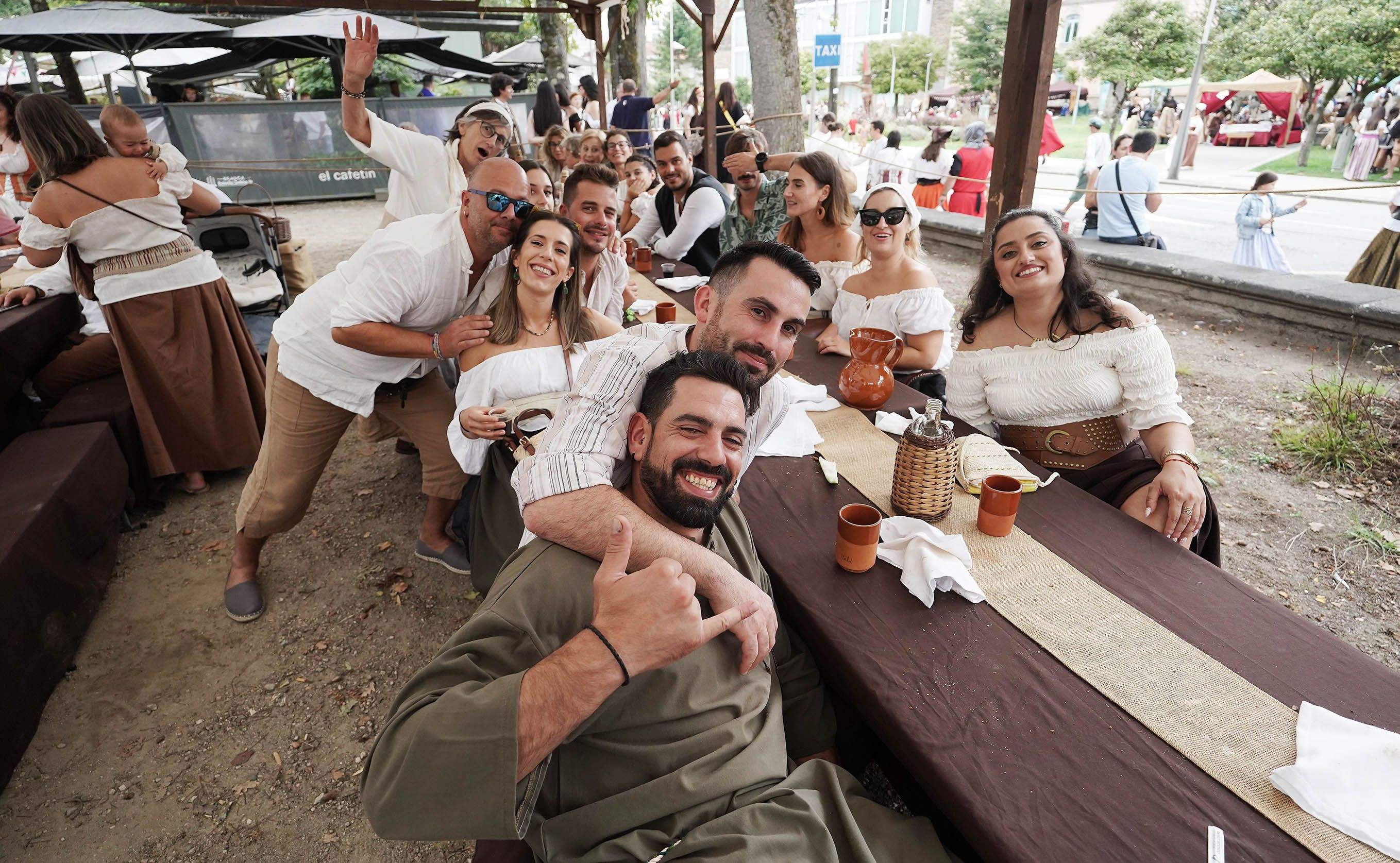 Comidas en el centro histórico durante la Feira Franca 2025