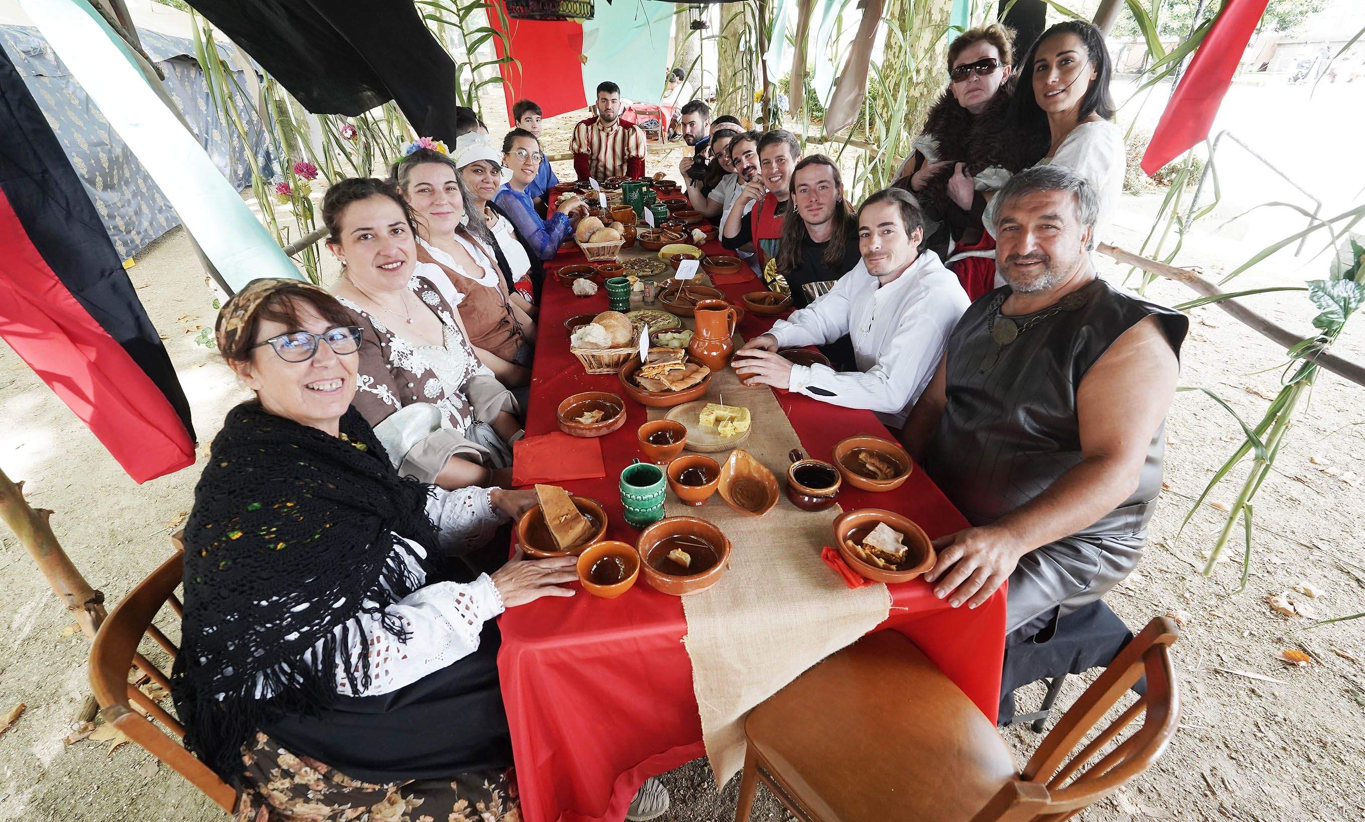 Comidas en el centro histórico durante la Feira Franca 2025 Comidas en el centro histórico durante la Feira Franca 2025