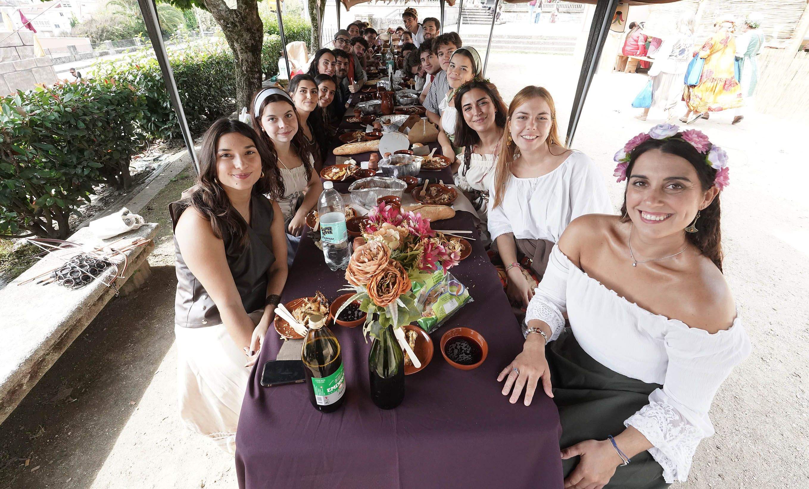 Comidas en el centro histórico durante la Feira Franca 2025 Comidas en el centro histórico durante la Feira Franca 2025