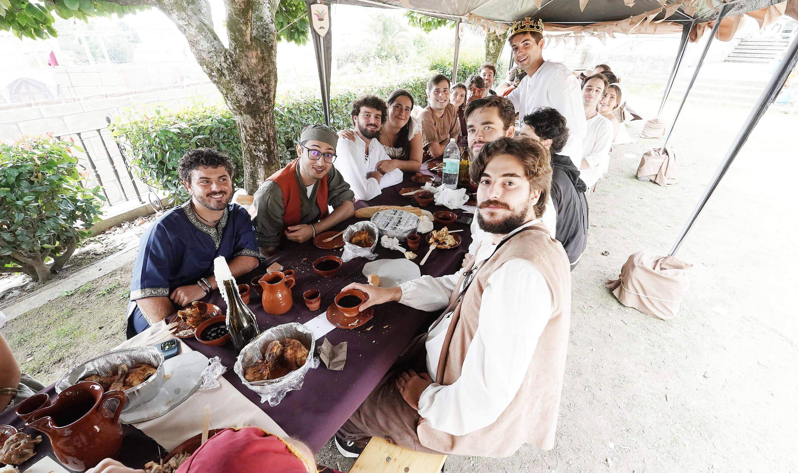 Comidas en el centro histórico durante la Feira Franca 2025 Comidas en el centro histórico durante la Feira Franca 2025