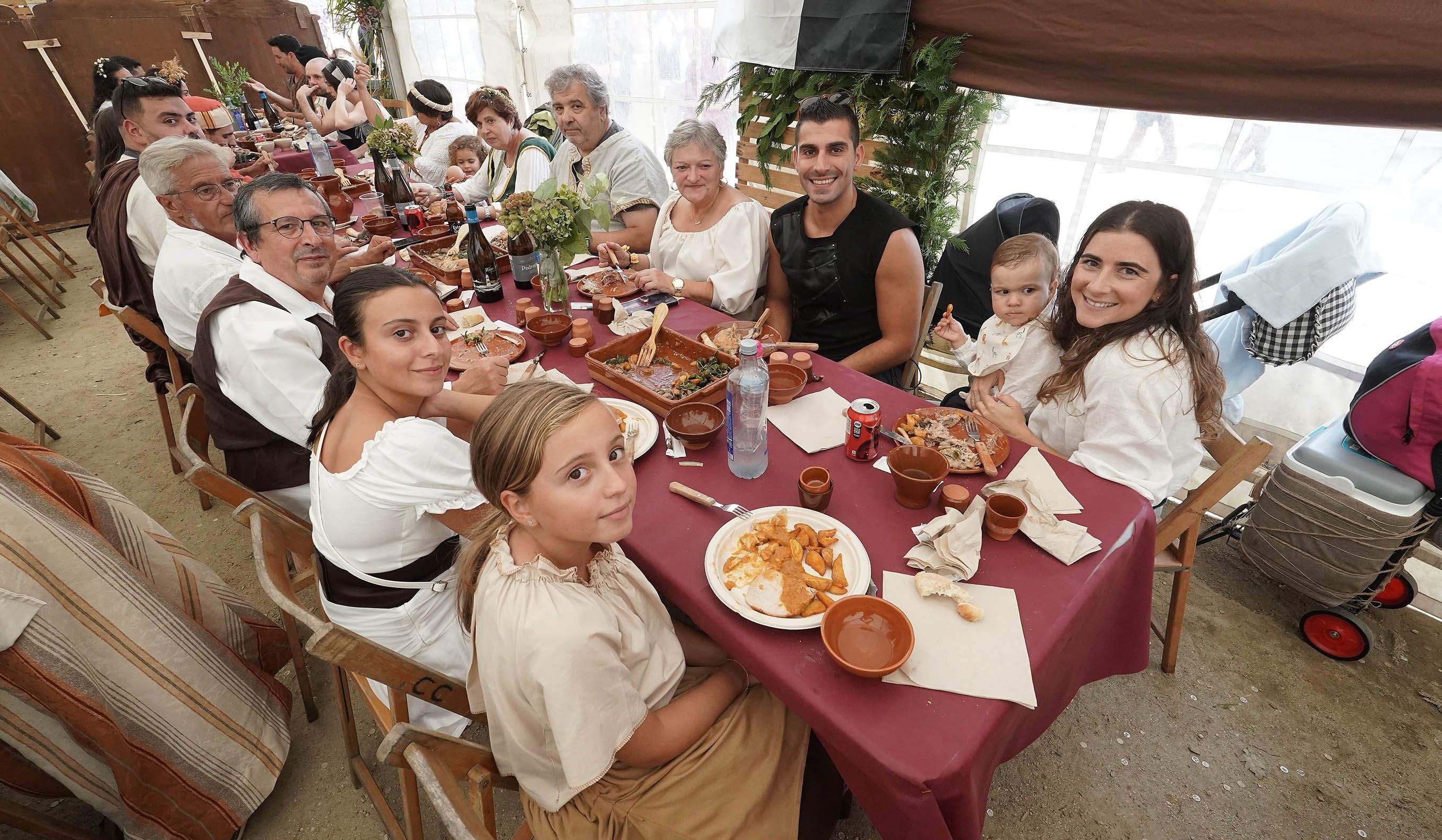 Comidas en el centro histórico durante la Feira Franca 2025 Comidas en el centro histórico durante la Feira Franca 2025
