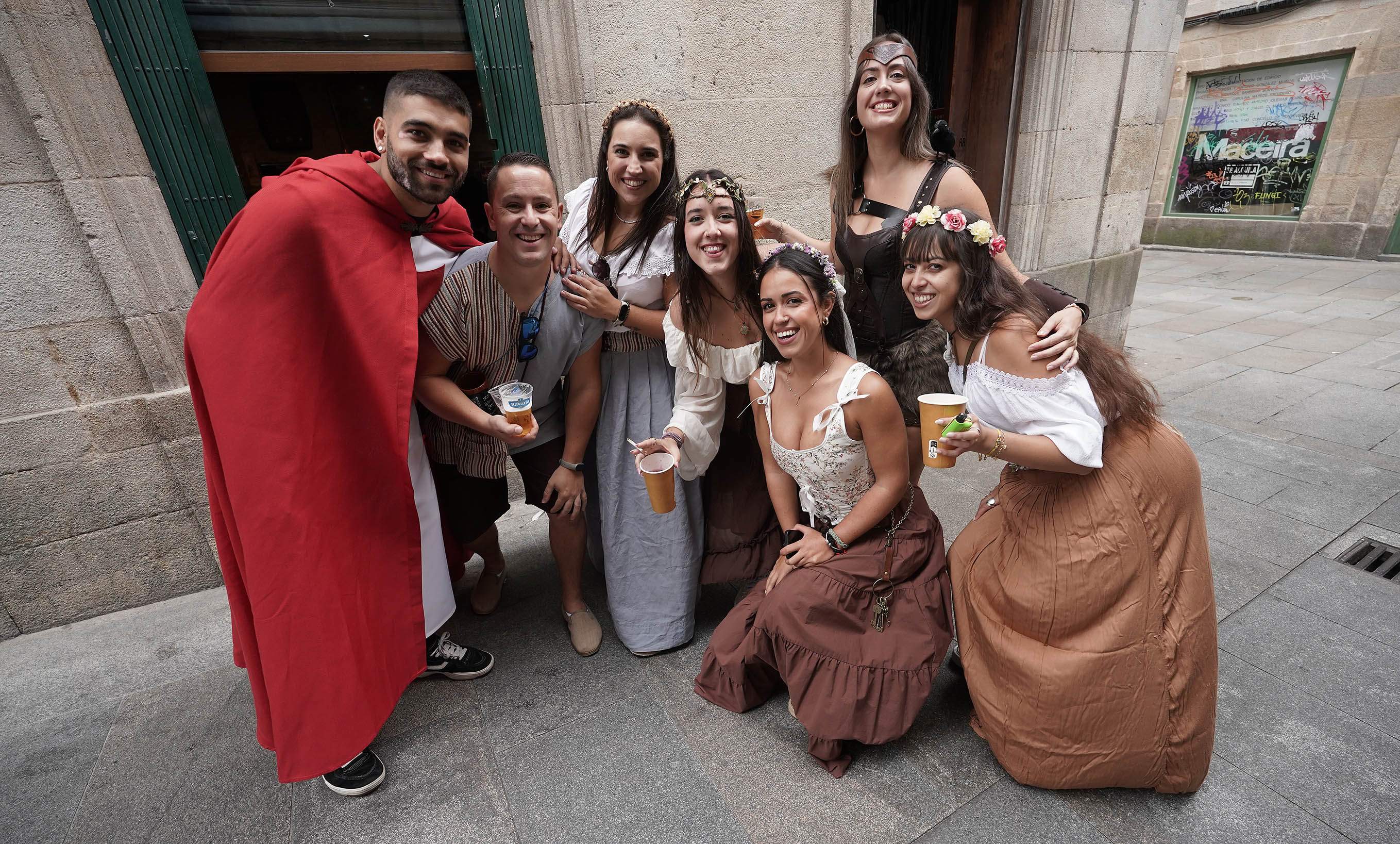 Ambiente por las calles de Pontevedra para festejar la Feira Franca Ambiente por las calles de Pontevedra para festejar la Feira Franca