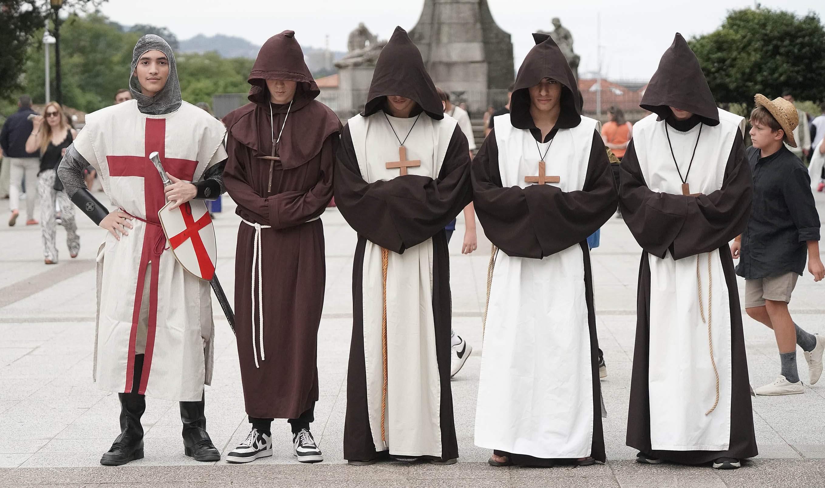 Ambiente por las calles de Pontevedra para festejar la Feira Franca Ambiente por las calles de Pontevedra para festejar la Feira Franca