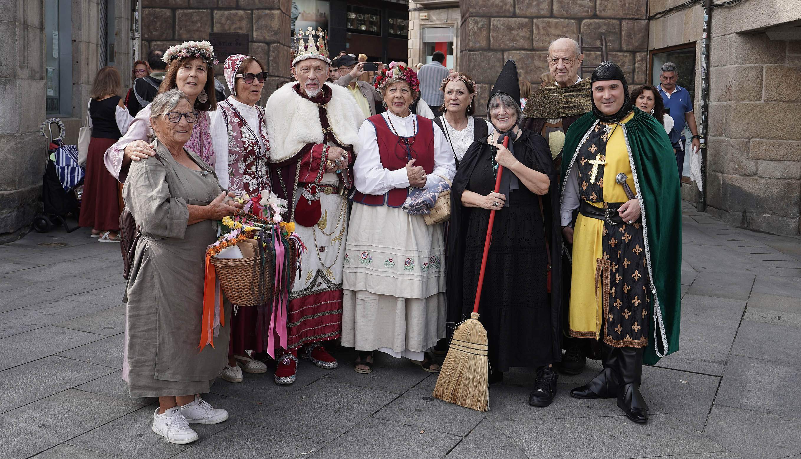 Ambiente por las calles de Pontevedra para festejar la Feira Franca Ambiente por las calles de Pontevedra para festejar la Feira Franca