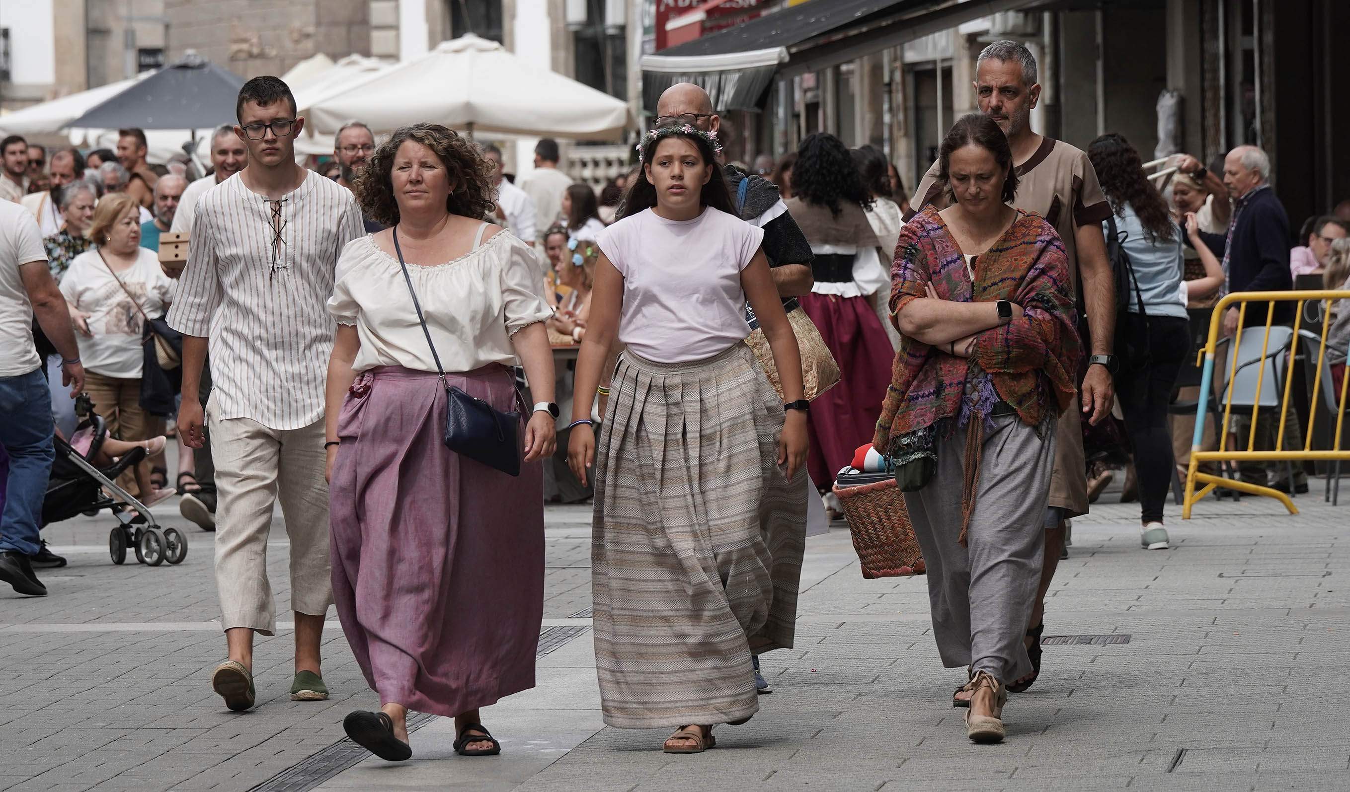 Ambiente por las calles de Pontevedra para festejar la Feira Franca Ambiente por las calles de Pontevedra para festejar la Feira Franca