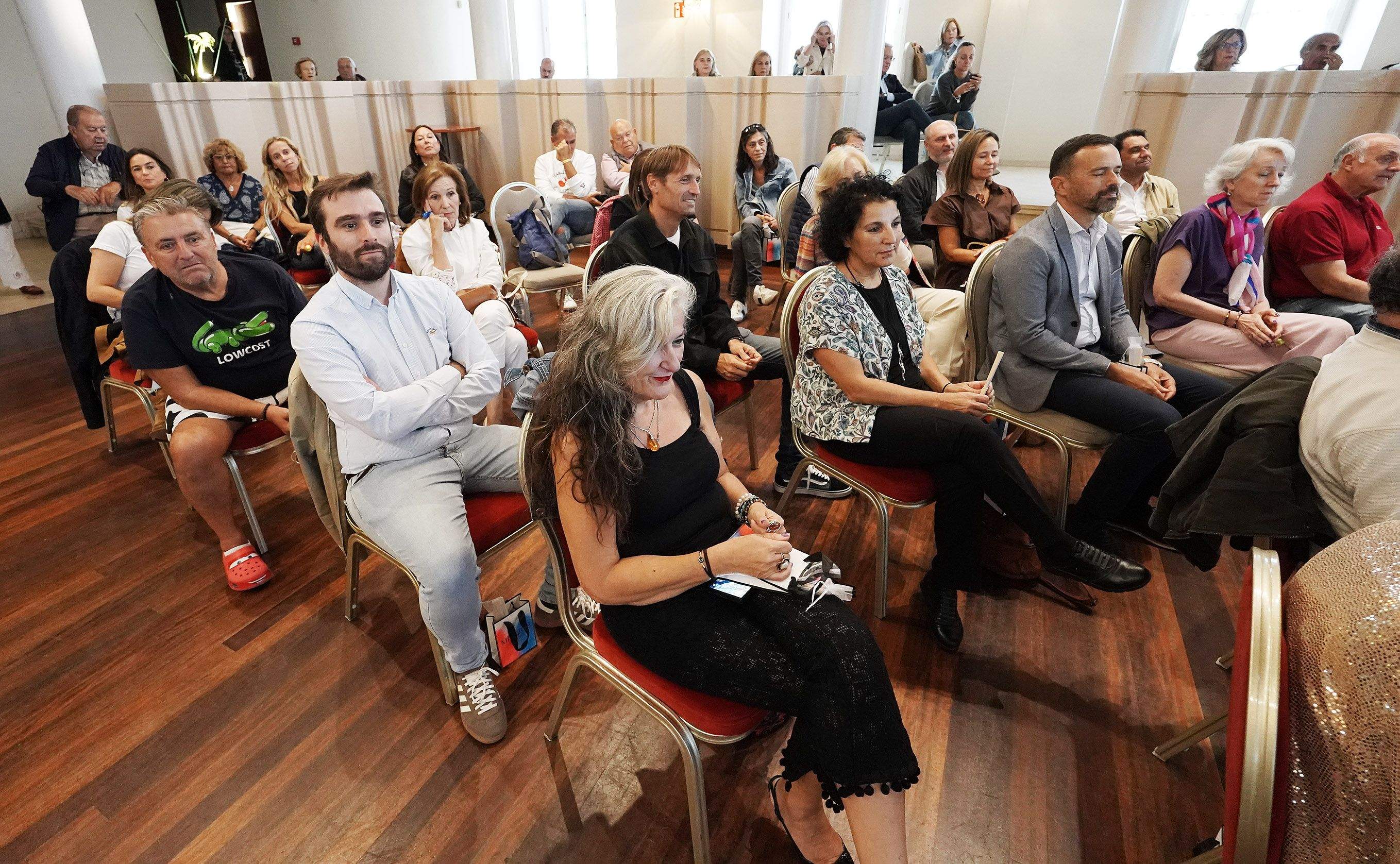 Mito Meijón inaugura 'Mi(t)opía al toque de lima'