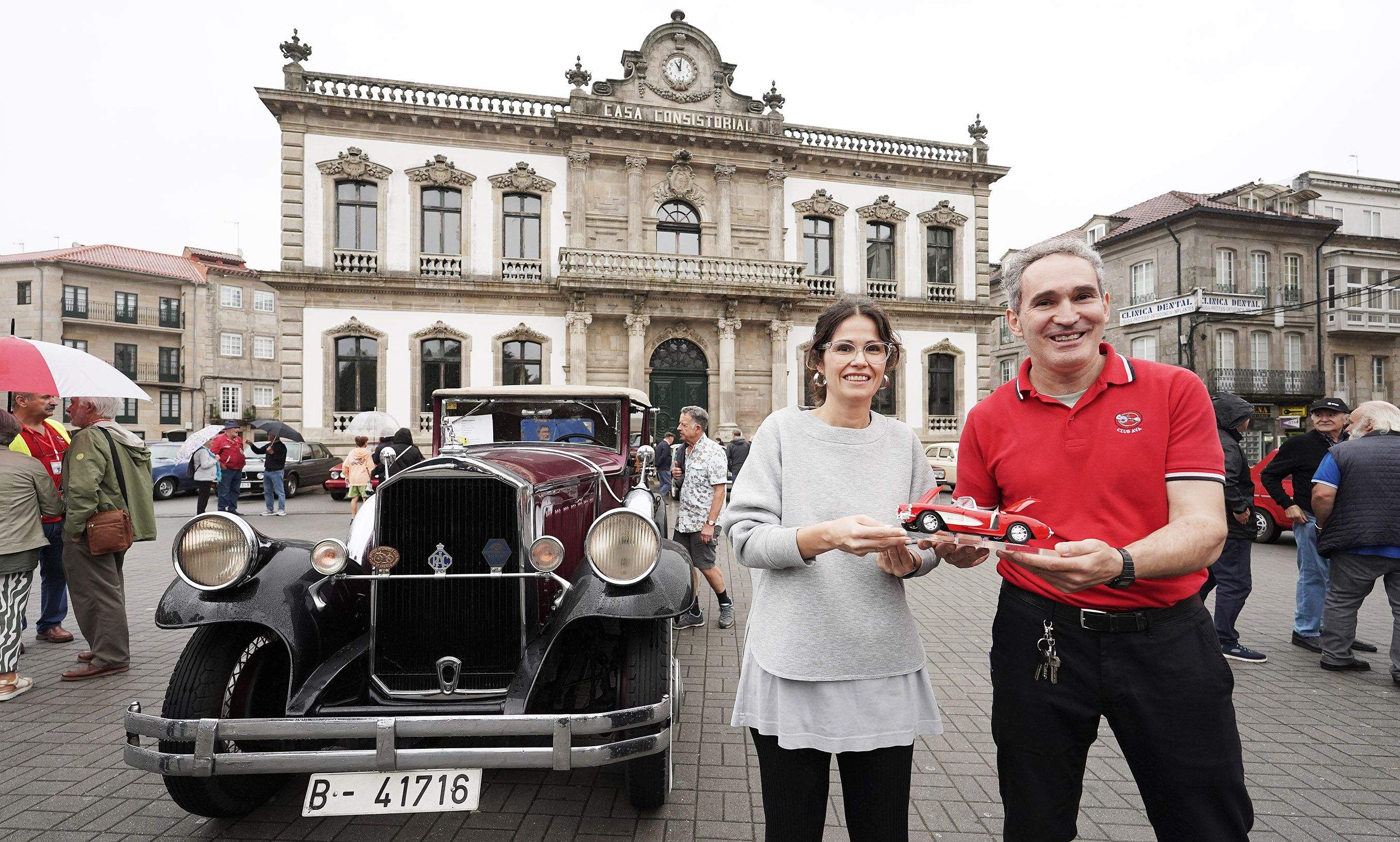 Concentración vehículos clásicos y antiguos Cidade de Pontevedra