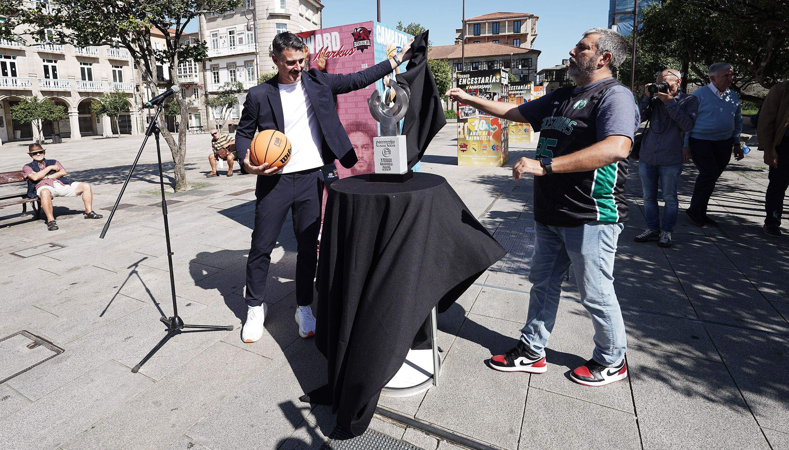 Presentación do X Torneo EncestaRías de baloncesto Presentación do X Torneo EncestaRías de baloncesto