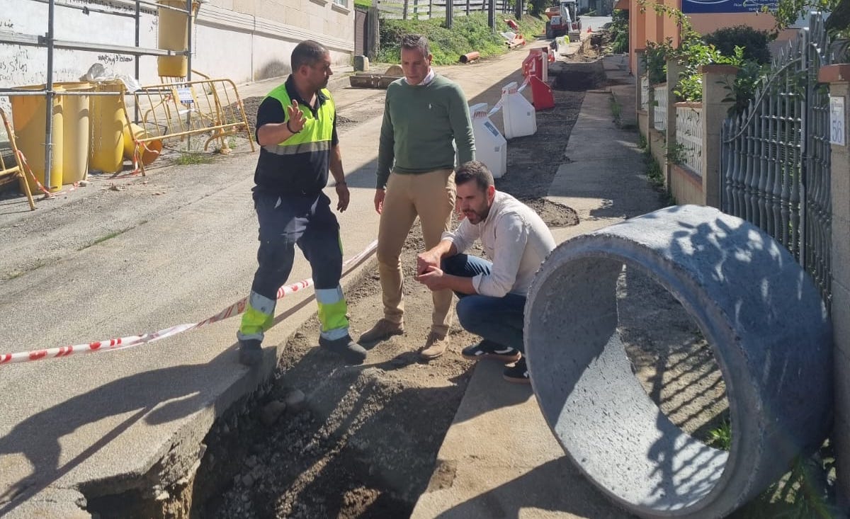 Obras de humanización en el lugar de Mos