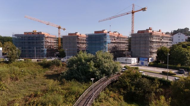 Vivendas en construción en Valdecorvos Vivendas en construción en Valdecorvos