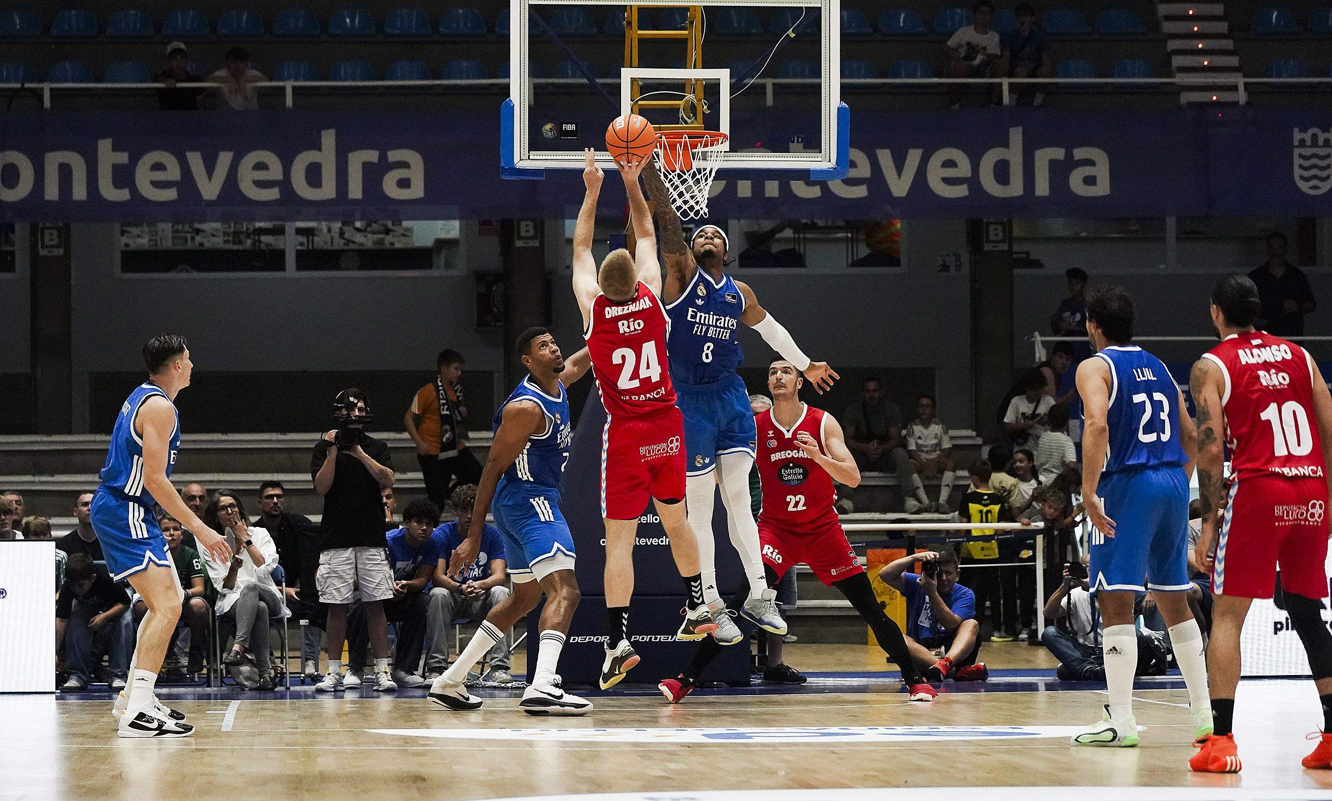 X Torneo EncestaRías de Baloncesto en Pontevedra