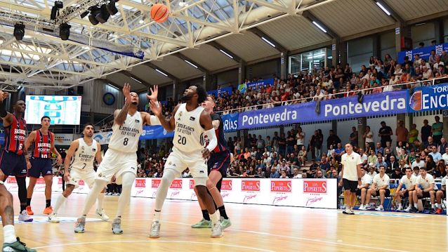 Partido entre Baskonia y Real Madrid del X Torneo EncestaRías Partido entre Baskonia y Real Madrid del X Torneo EncestaRías