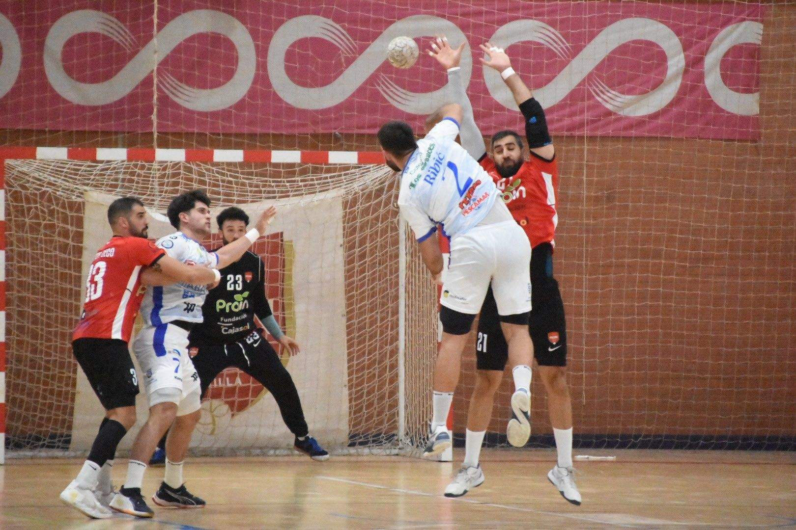 Partido entre Proín Sevilla y Cisne