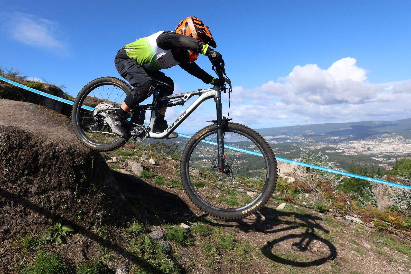 Descenso A Fracha