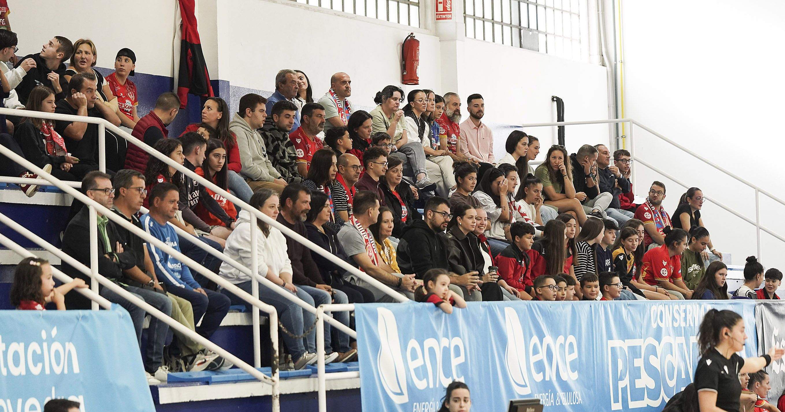 Partido entre Poio Pescamar y Atlético Torcal en A Seca Partido entre Poio Pescamar y Atlético Torcal en A Seca