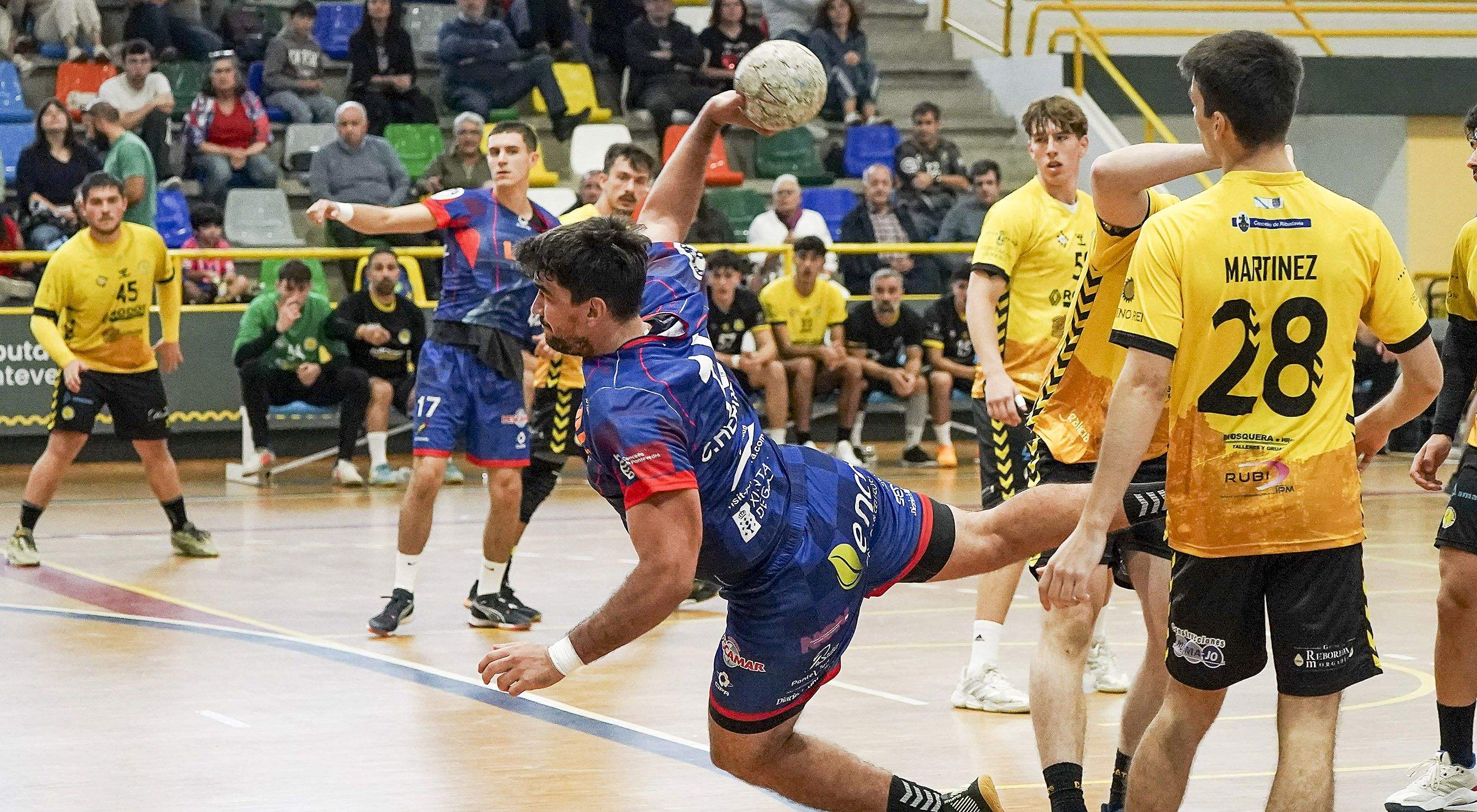 Partido de Primeira Nacional entre Teucro e Ribeiro